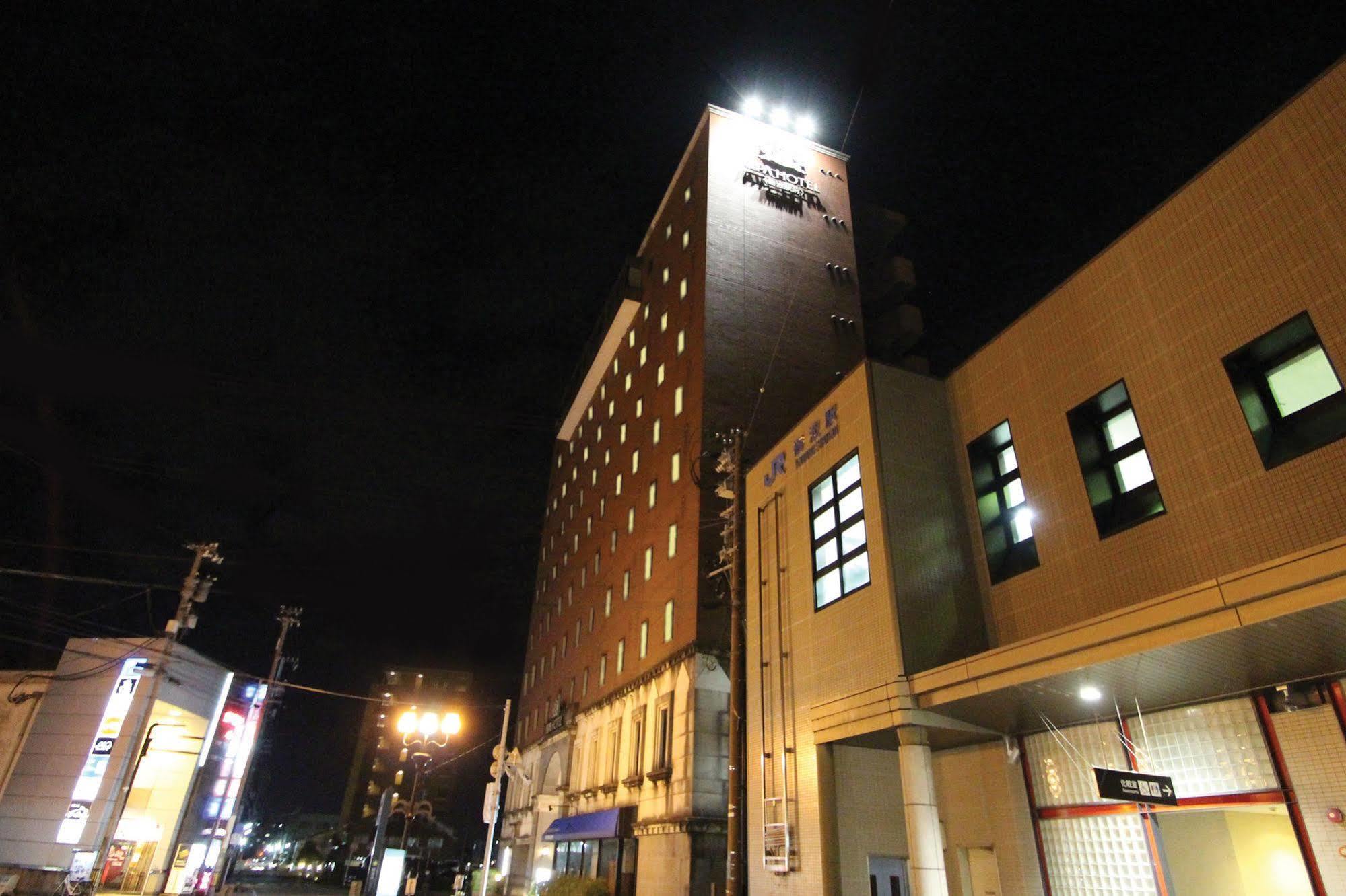Apa Hotel Tonami Ekimae Eksteriør bilde